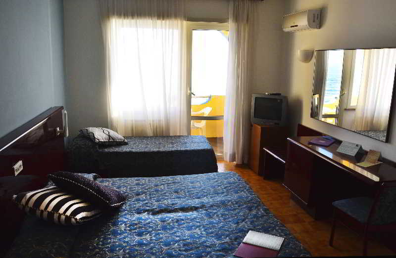 Grand Hotel Dei Cesari Dependance Anzio Kültér fotó